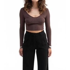NEW TROIS betty top in chocolate